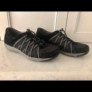 Dansko Honor sneaker